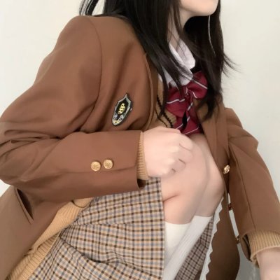 站起来的女孩